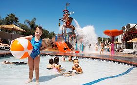 Howard Johnson Anaheim Hotel And Water Playground